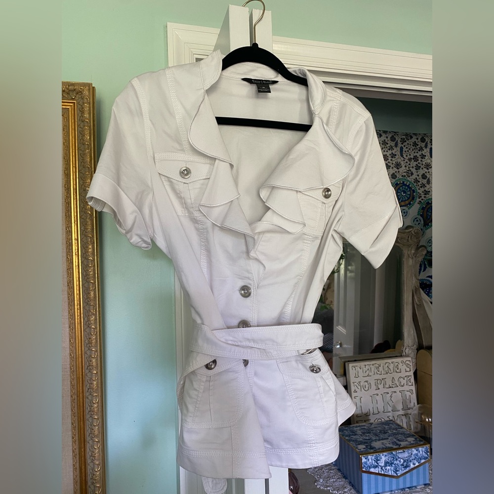 White House Black Market top